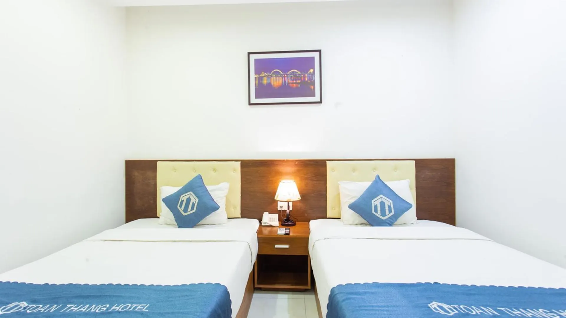 Toan Thang Beach Hotel Da Nang 3*,  Vietnam