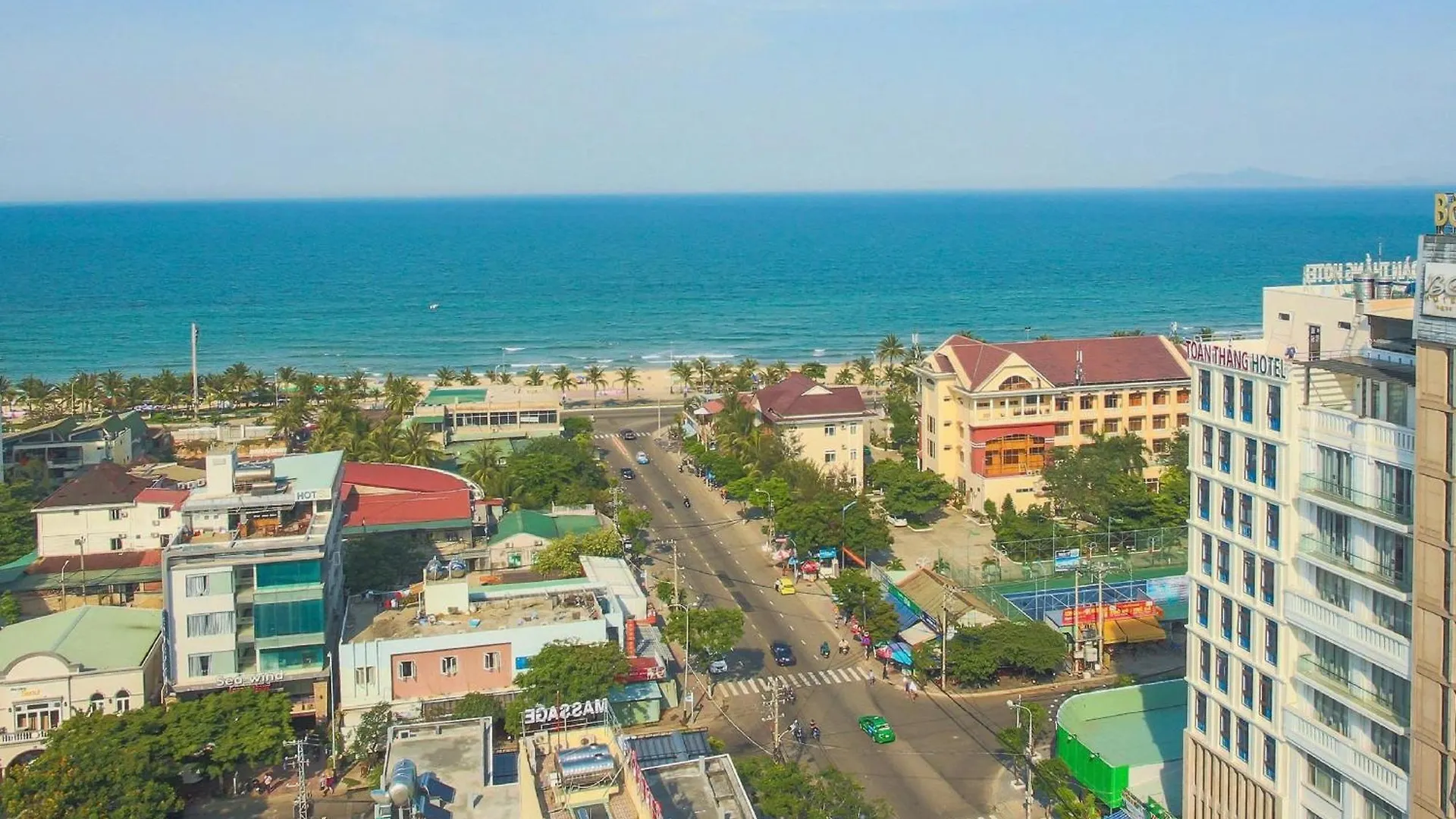 Toan Thang Beach Hotel Da Nang